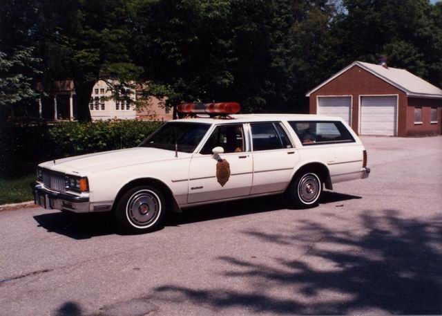 Pontiac Safari Chiefs Car/Mohegan's First Chief's Car